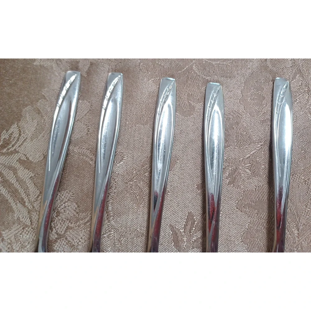 5 Rogers Cutlery Lawncrest International Stainless 7